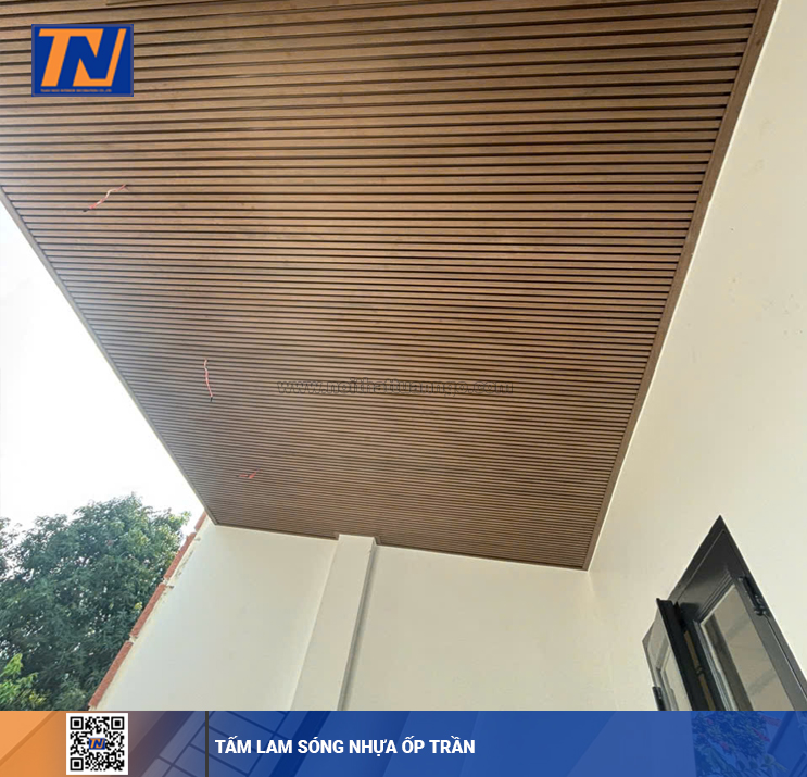 Công trình tấm lam sóng nhựa ốp trần
