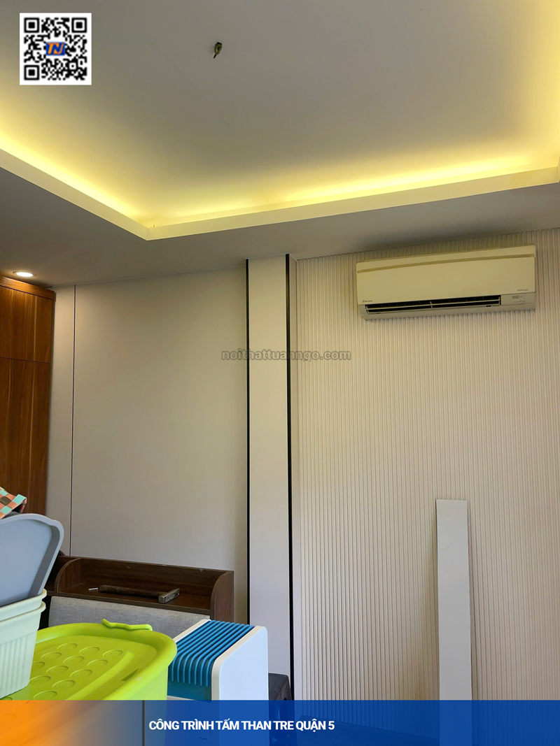 CÔNG TRÌNH TẤM ỐP THAN TRE KẾT HỢP LAM SÓNG ĐỒNG MÀU